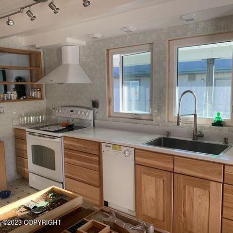 227 Smith Dr, Anchorage, AK 99503 photo 28