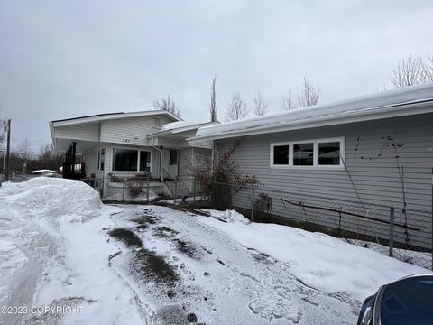 227 Smith Dr, Anchorage, AK 99503 photo 3