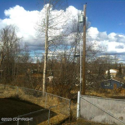 227 Smith Dr, Anchorage, AK 99503 photo 10