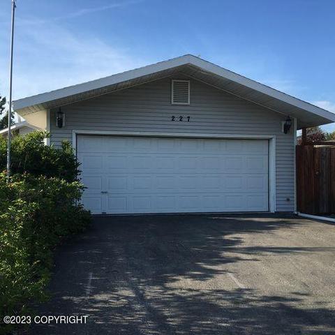 227 Smith Dr, Anchorage, AK 99503 photo 8