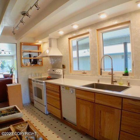 227 Smith Dr, Anchorage, AK 99503 photo 54