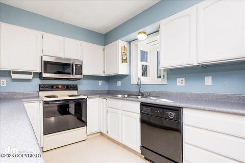 7330 Chad St, Anchorage, AK 99518 photo 7