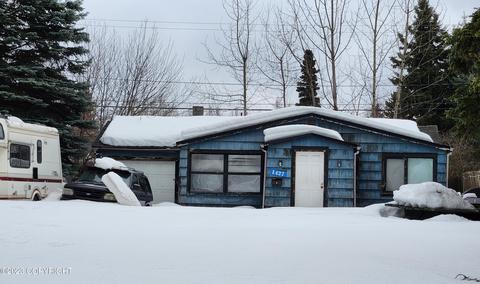 1427 Latouche St, Anchorage, AK 99501