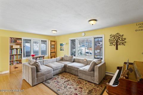 3972 Eastway Loop, Anchorage, AK 99504 photo 2