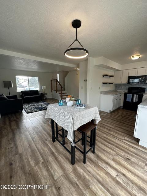 4169 Cosmos Dr, Anchorage, AK 99517 photo 3