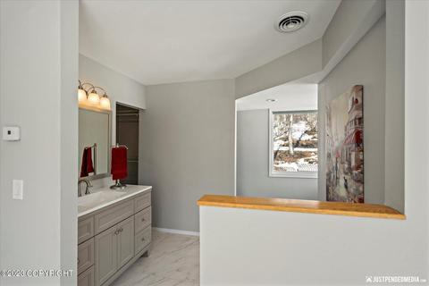 30535 Eagle River Rd, Eagle River, AK 99577 photo 29