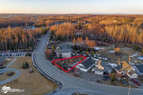 2527 Wesleyan Dr, Anchorage, AK 99508