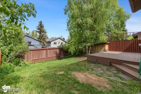 1901 Commodore Dr, Anchorage, AK 99507 photo 29