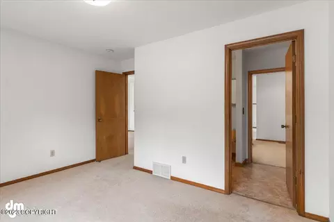 1901 Commodore Dr, Anchorage, AK 99507 photo 23