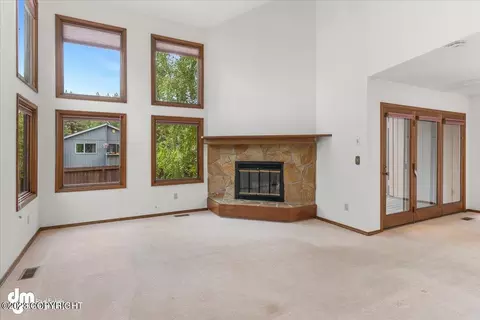 1901 Commodore Dr, Anchorage, AK 99507 photo 4