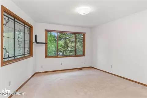 1901 Commodore Dr, Anchorage, AK 99507 photo 15