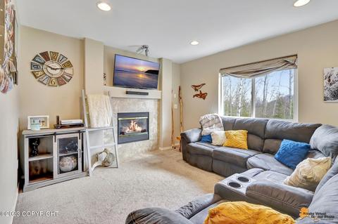19912 Highland Ridge Dr, Eagle River, AK 99577 photo 5