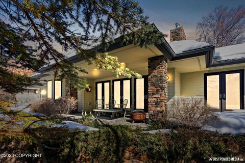 2121 Atwood Dr, Anchorage, AK 99517