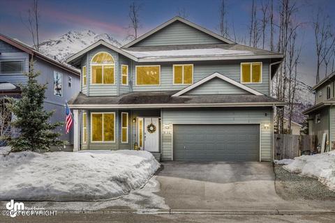 9130 Eagle River Ln, Eagle River, AK 99577