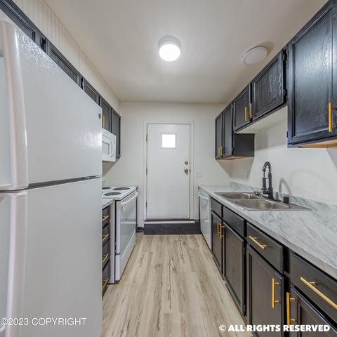 3816 Baxter Rd, Anchorage, AK 99504 photo 4