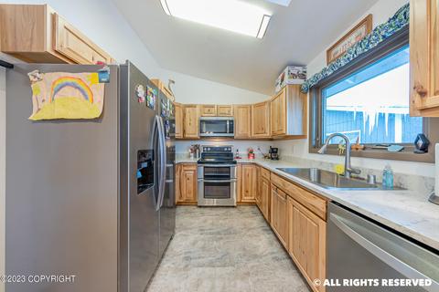 7461 Clairborne Cir, Anchorage, AK 99502 photo 14