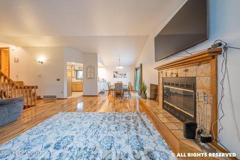 7461 Clairborne Cir, Anchorage, AK 99502 photo 10