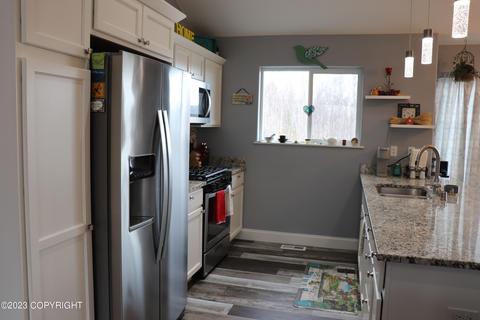 5330 E Kimo Cir, Wasilla, AK 99654 photo 8
