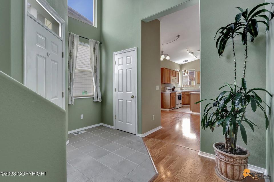  6727 Snow Goose Cir, Anchorage, AK 99502 photo 4