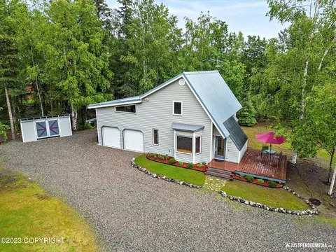 10455 N Kime Ln, Willow, AK 99688