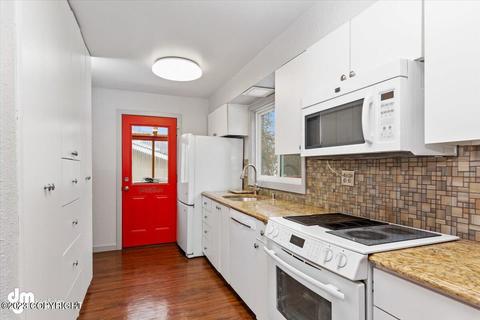 4441 Mars Dr, Anchorage, AK 99507 photo 9