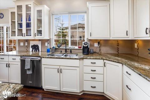 8750 Colusa Cir, Eagle River, AK 99577 photo 23