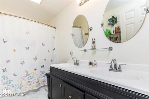 7836 Chaimi Loop, Anchorage, AK 99504 photo 16