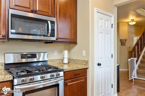 13033 Curry Ridge Cir, Eagle River, AK 99577 photo 7