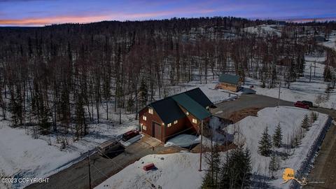 22960 Bresue Dr, Talkeetna, AK 99676