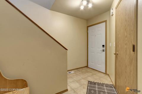 3729 Sycamore Loop, Anchorage, AK 99504 photo 2