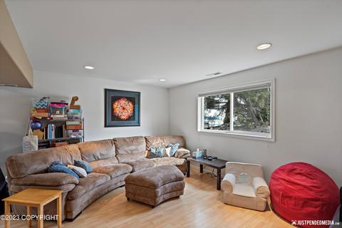 16017 Mammoth Cir, Eagle River, AK 99577 photo 19