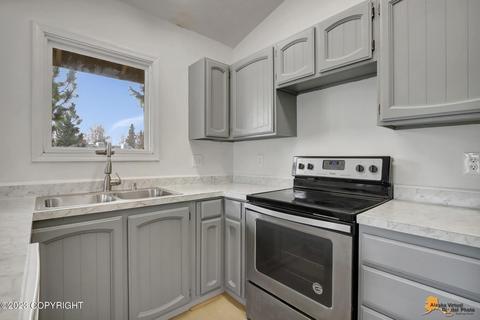 6201 E 41st Ct, Anchorage, AK 99504 photo 6