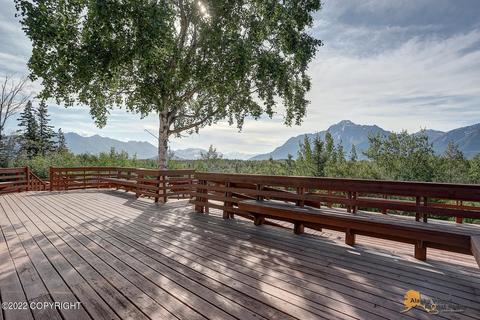 10460 E Sherrod Dr, Palmer, AK 99645