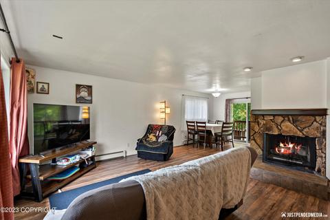 1724 Cara Loop, Anchorage, AK 99515 photo 9