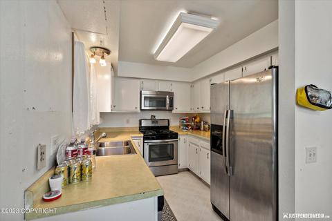 1724 Cara Loop, Anchorage, AK 99515 photo 14