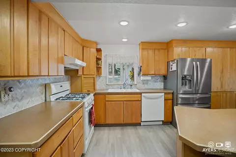 38820 Daves Loop, Sterling, AK 99672 photo 16