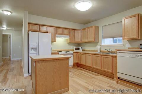 123 E 24th Ave # 7, Anchorage, AK 99503 photo 7