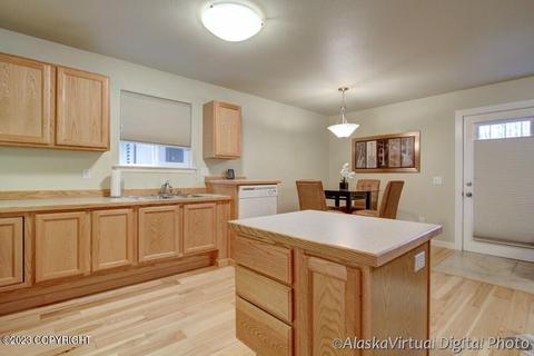 123 E 24th Ave # 7, Anchorage, AK 99503 photo 8