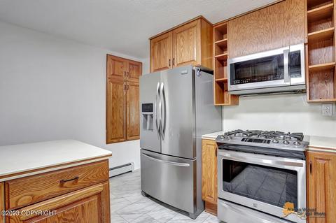 10052 Baffin St, Eagle River, AK 99577 photo 9