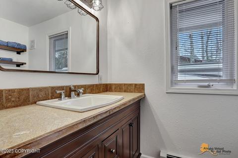 10052 Baffin St, Eagle River, AK 99577 photo 20
