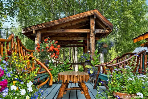 17238 W Willow Fishhook Rd, Willow, AK 99688 photo 3