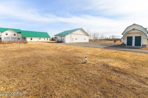 36360 W Glacier Ave, Sterling, AK 99672