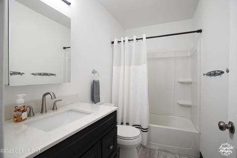 2825 Circle Loop Rd, North Pole, AK 99705 photo 14
