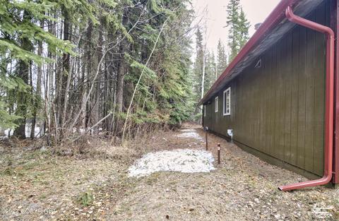 2825 Circle Loop Rd, North Pole, AK 99705 photo 25