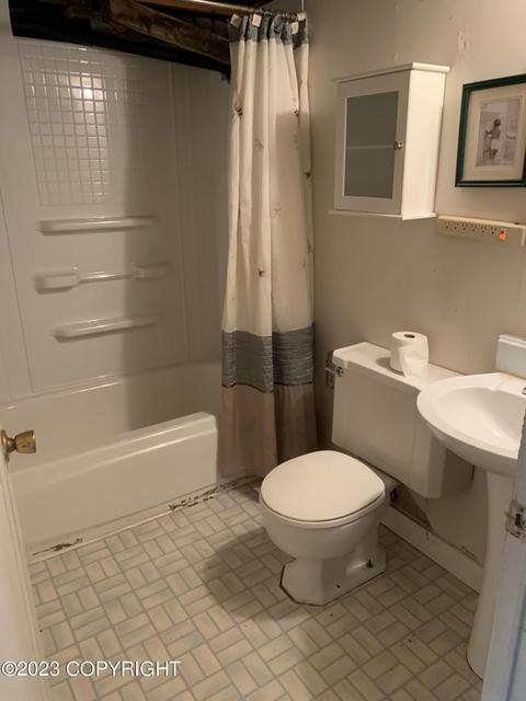 2901 E 16th Ave, Anchorage, AK 99508 photo 22