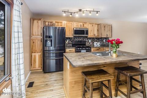10711 High Bluff Dr, Eagle River, AK 99577 photo 11