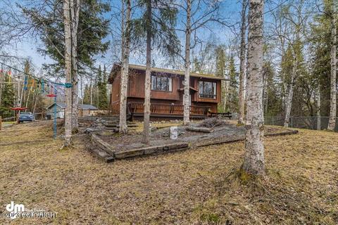 10711 High Bluff Dr, Eagle River, AK 99577 photo 2