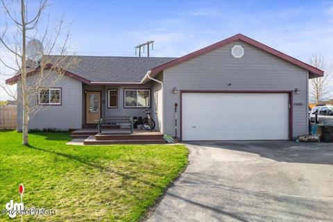 13682 E Guernsey Ln, Palmer, AK 99645