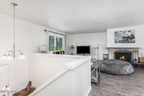 6710 E 16th Ave, Anchorage, AK 99504 photo 3