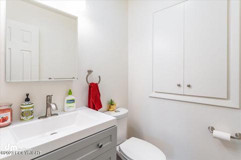 6710 E 16th Ave, Anchorage, AK 99504 photo 15